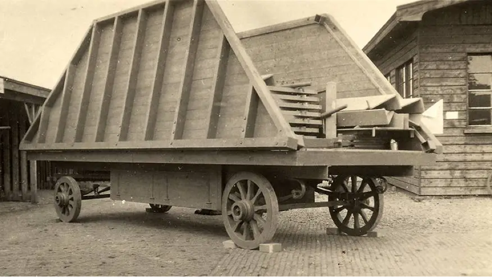De ingeklapte Muziektent Laren