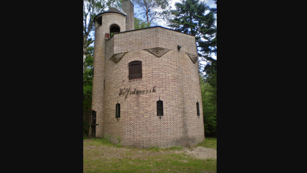 De Wolfsdreuvik, het verborgen kasteeltje.