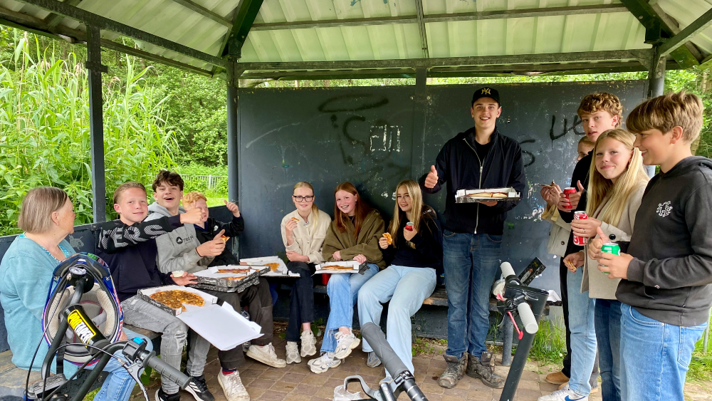 Jongeren uit Ankeveen in gesprek met dorpsregisseur