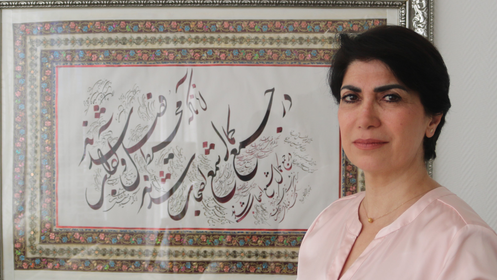 Shohreh Parchamdoost: "Mijn lichaam is veilig, maar mijn geest is kapot".