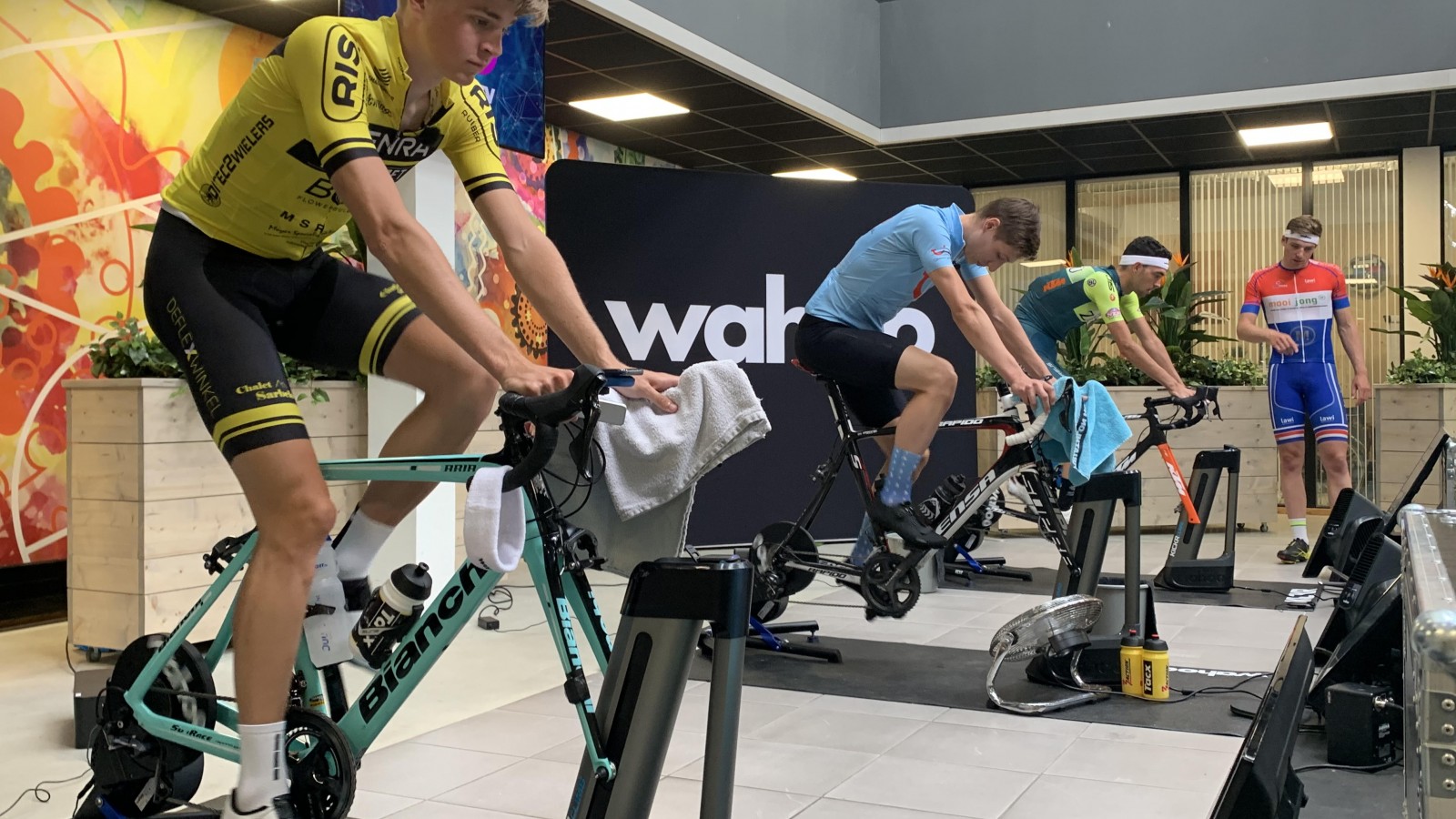 Noord-Hollandse finale in de virtuele wielerkoers 'Zwift NL League' 